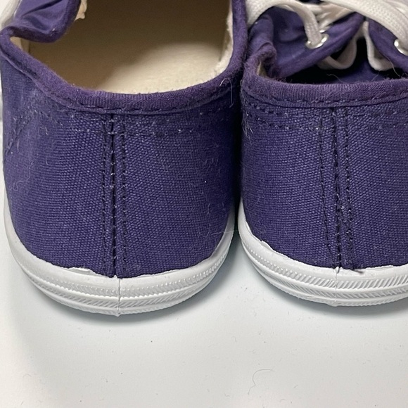 The Purple Store Purple Canvas Shoes, Size 8 NEVER WORN - Picture 3 of 4